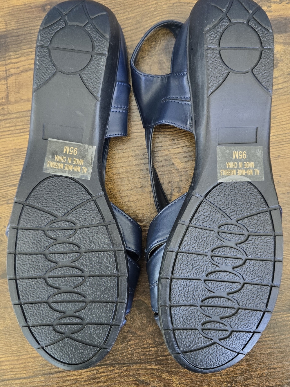 CLASSIQUE Women's Navy Blue Sandals Size 9.5 - Picture 4 of 5
